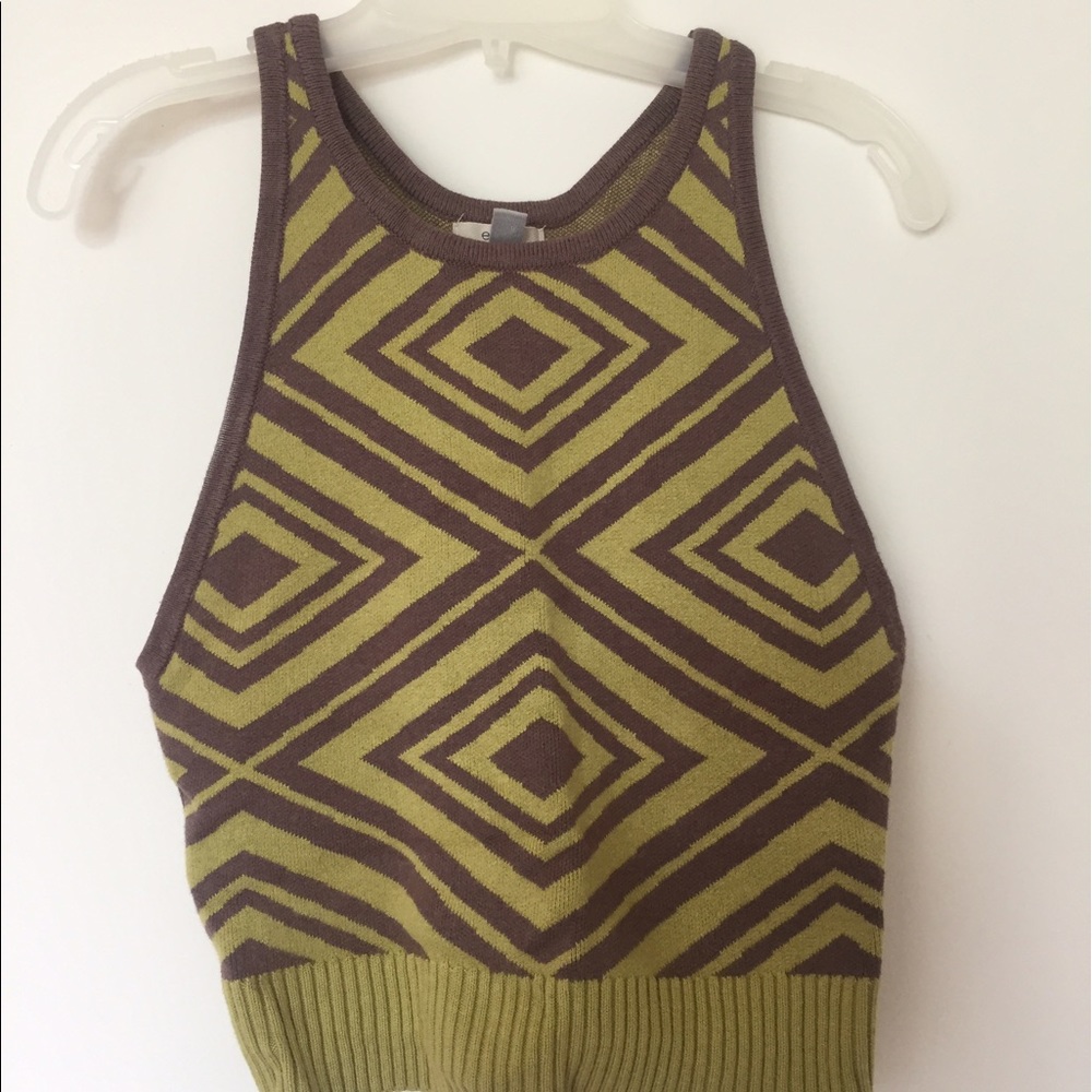 Geometric crop top, sweater material
