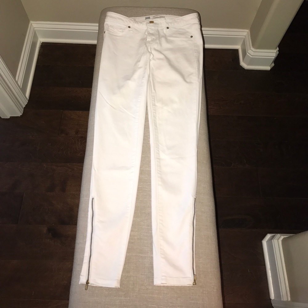 Mossimo Denim Legging with Ankle Zipper in White
