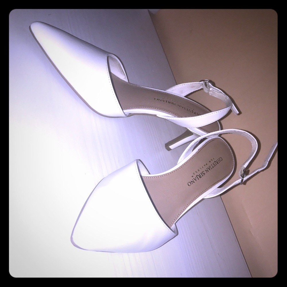 🚫🚫SOLD🚫🚫Christian Siriano white pumps