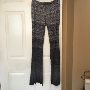 Patterned pants