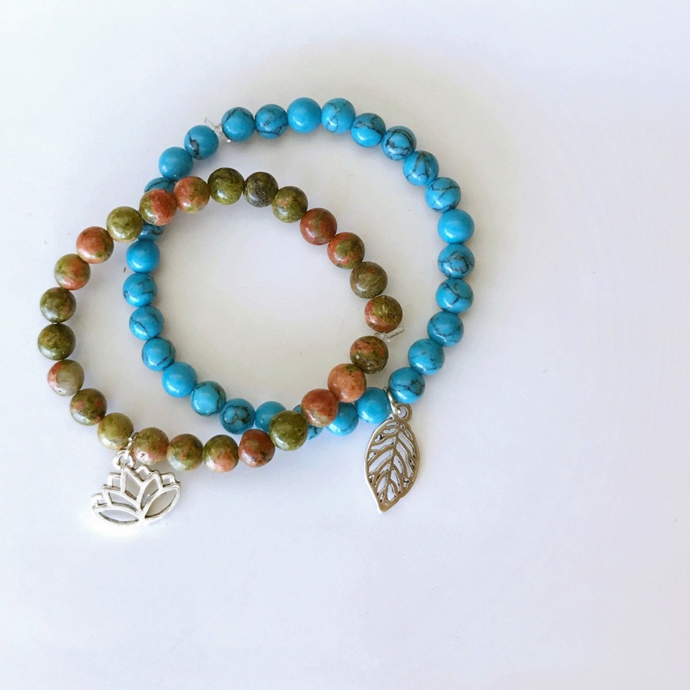 🌺🌸2 boho hippie natural stone stretch bracelets