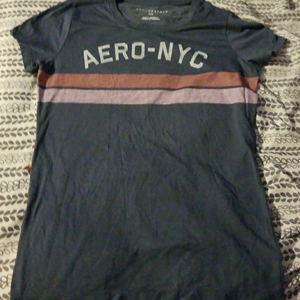 Graphic aeropostale t-shirt