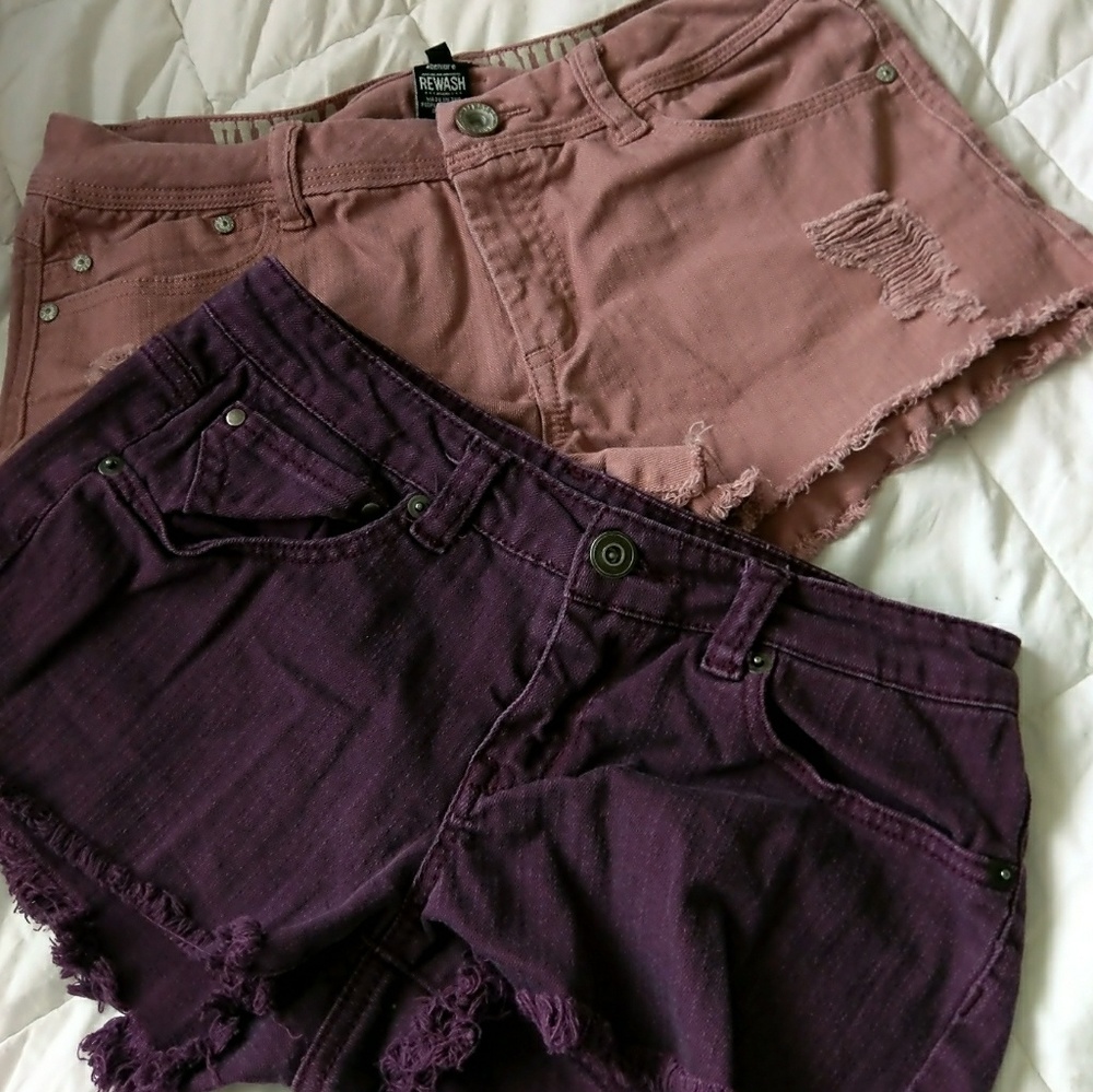 Size 7 Zumiez Shorts