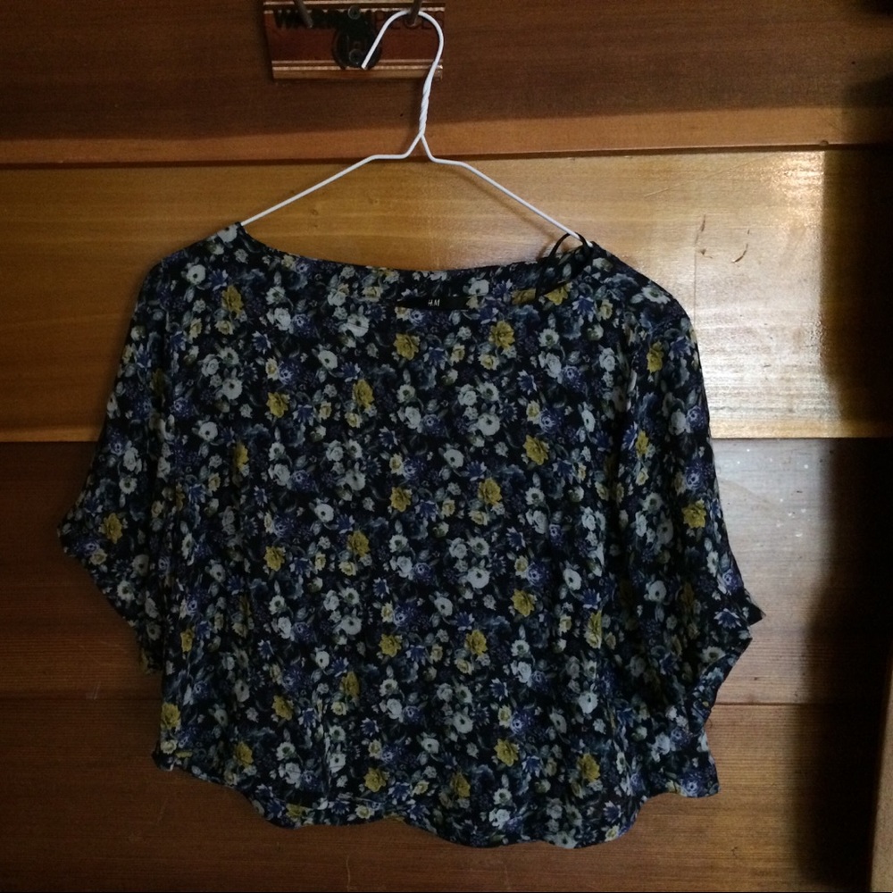 Flower crop top from H&M
