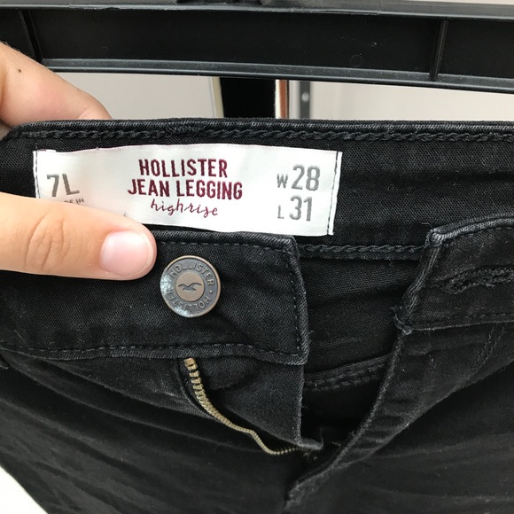 Black Hollister Jeggings - Picture 3 of 4