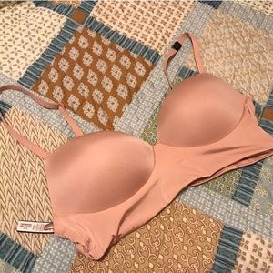 🎉SALE LAST CHANCE! NWT VS Pushup Bralette C Cup
