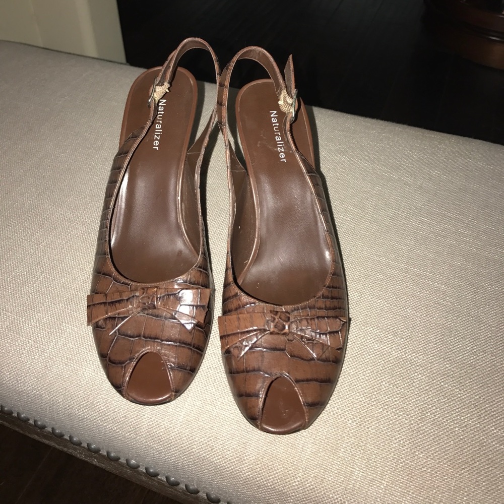 Naturalizer Leather Peep Toe Slingback Heel