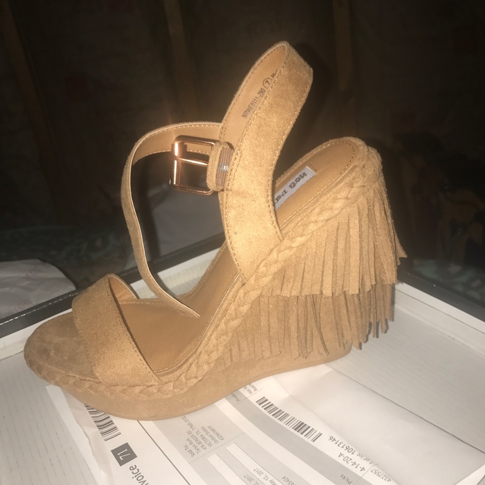 Brown wedges
