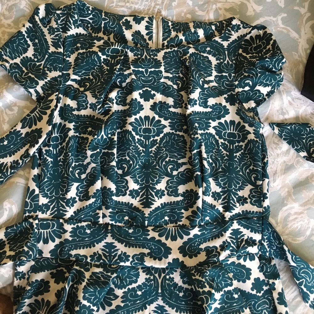 Summer dress with a waist belt