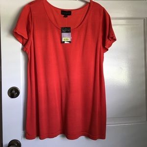 Woman's top short sleeve size 2X soft knit
