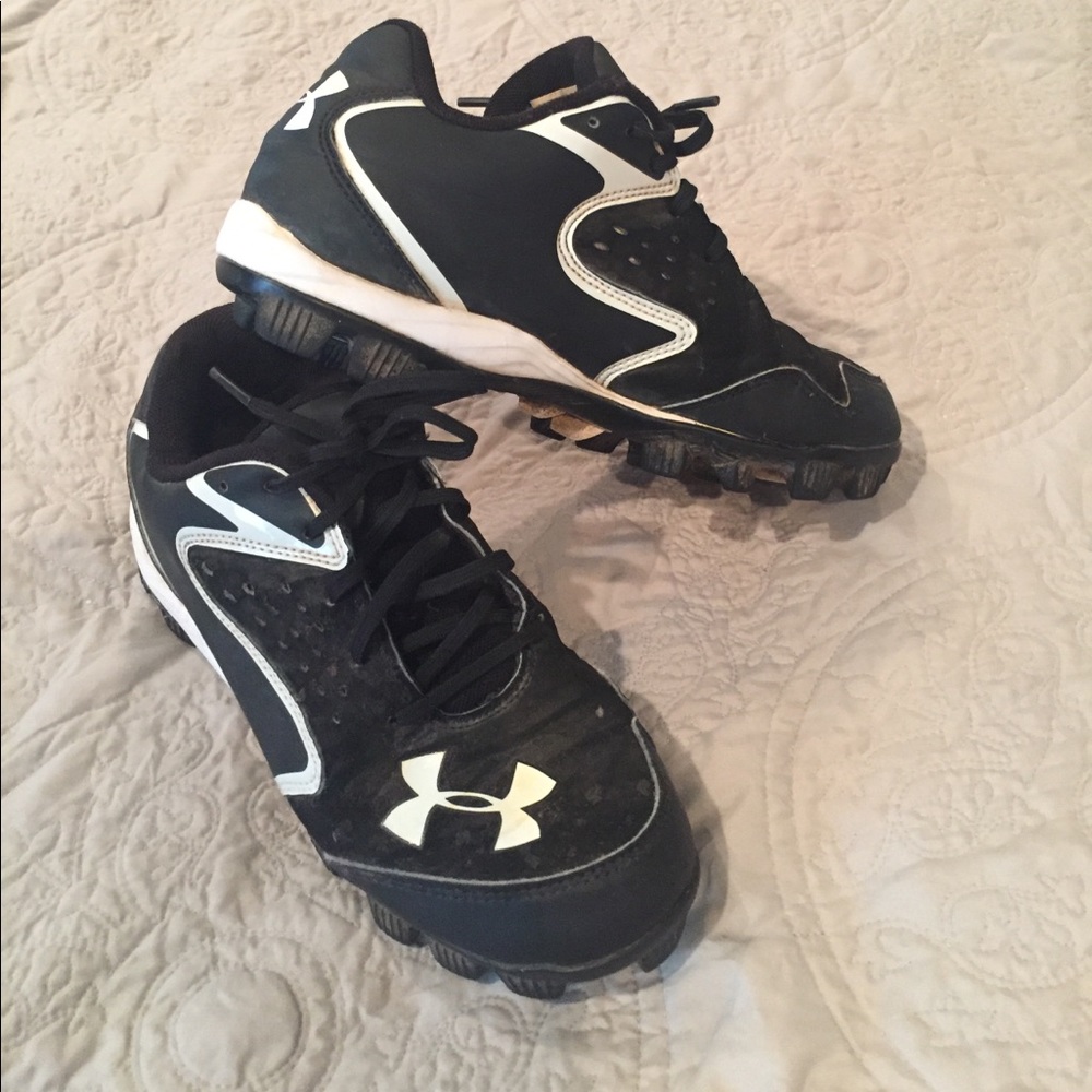 Girls Under Armour Softball Cleats