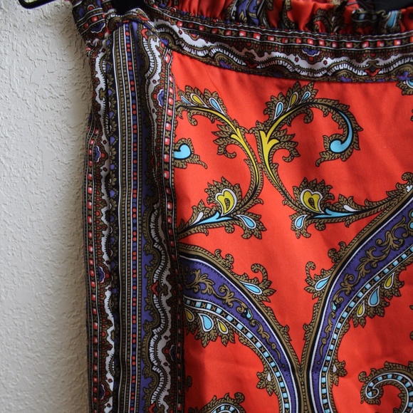 SOLD Satin orange paisley high-waisted shorts - Picture 2 of 4