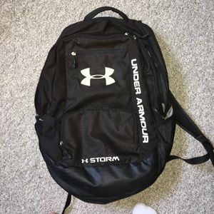 Under amour backpack! In great condition!