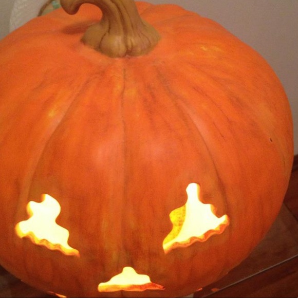 Personalized Fall Pumpkins - Picture 2 of 6