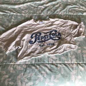 cute pepsi-col crop top