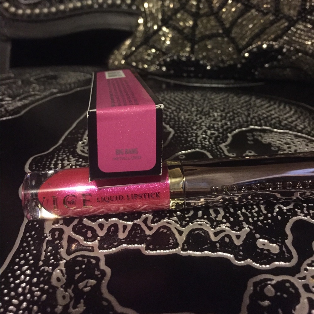 Urban Decay Vice Liquid Lipstick in BANG