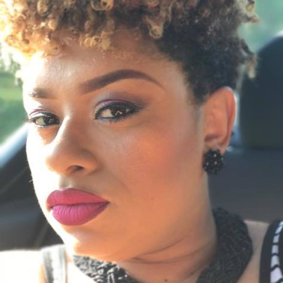 Meet your Posher, Crystal - Picture 1 of 1