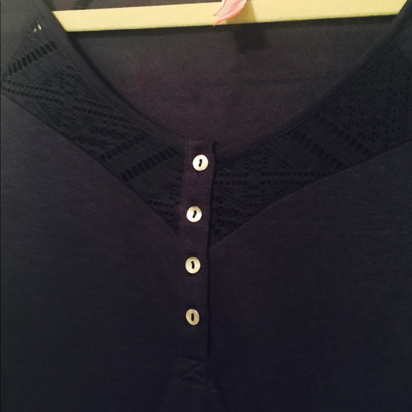 Plus Size Top - Picture 4 of 4