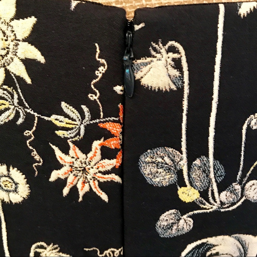 SOLD Floral Jacquard Pencil Skirt - Picture 6 of 6