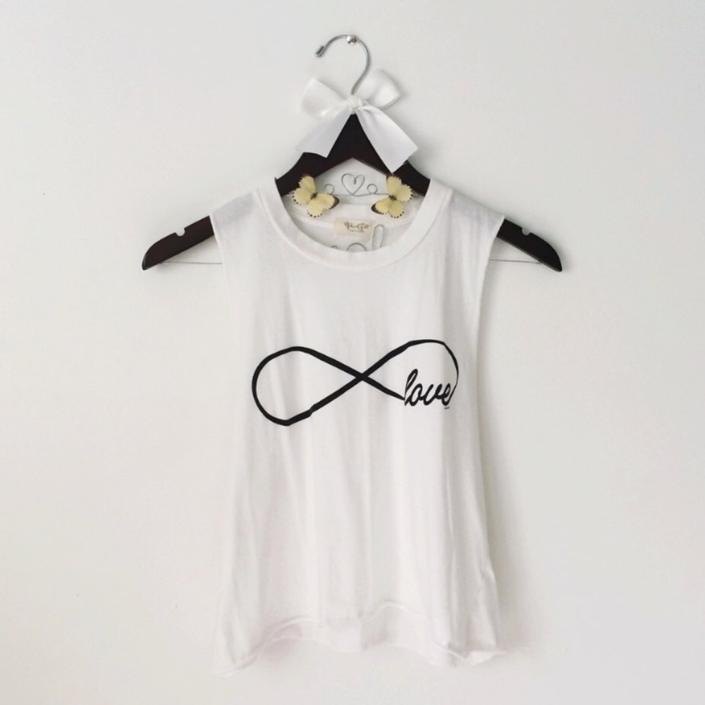 cropped infinite love muscle tee