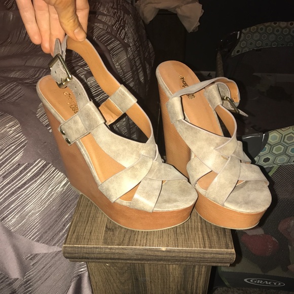 Charlotte Russe wedges - Picture 1 of 1