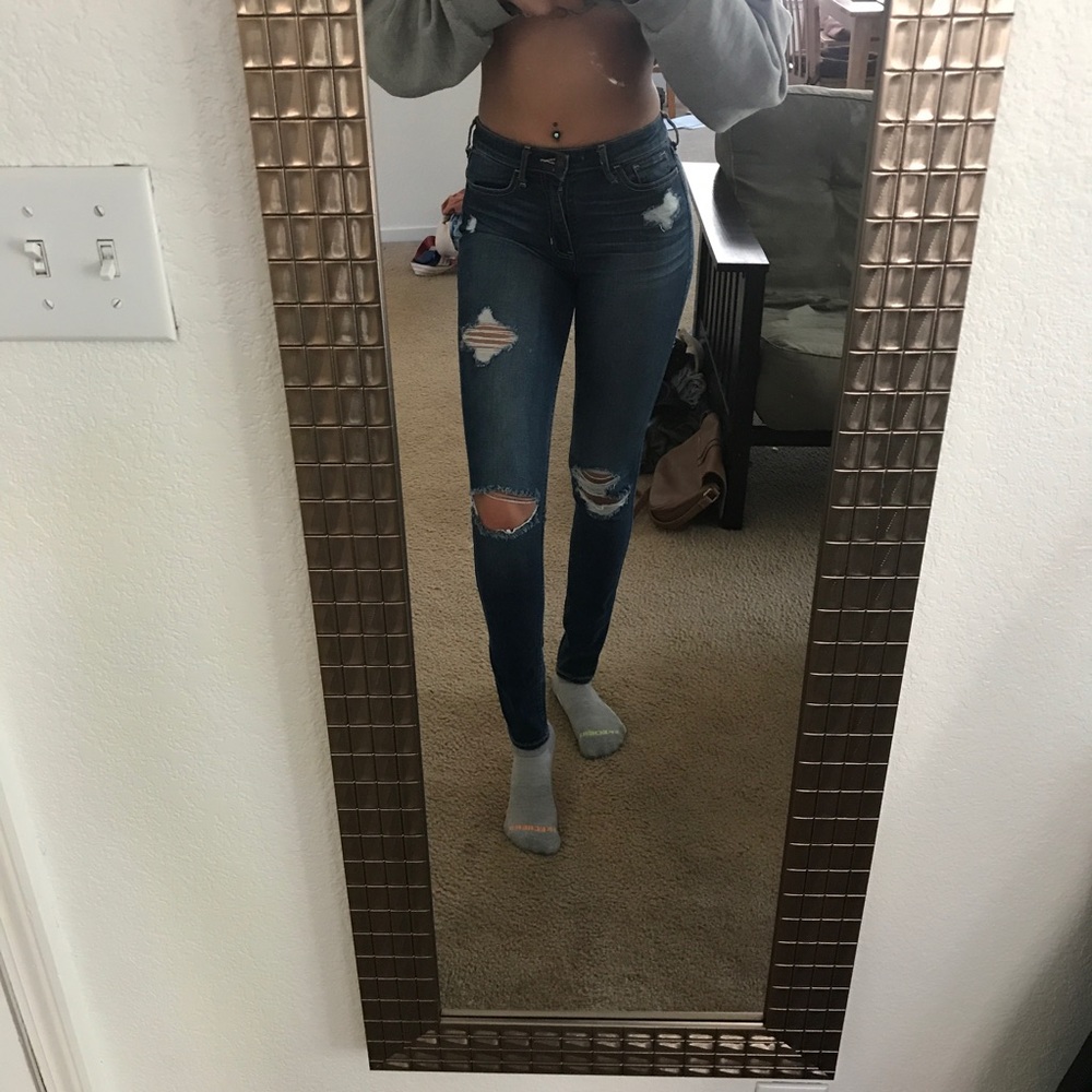 Ripped Hollister High Rise Super Skinny Blue Jeans