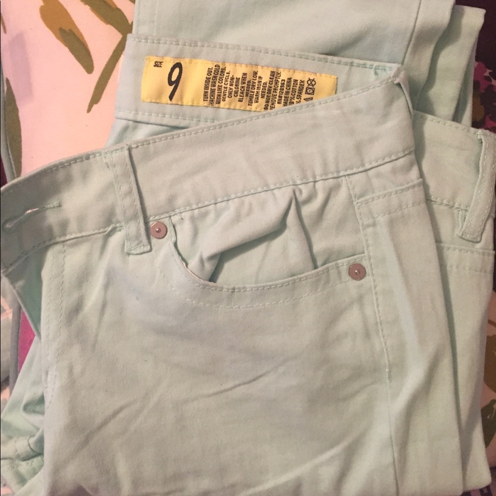 Mint Jeans