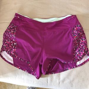 Lululemon shorts size 10