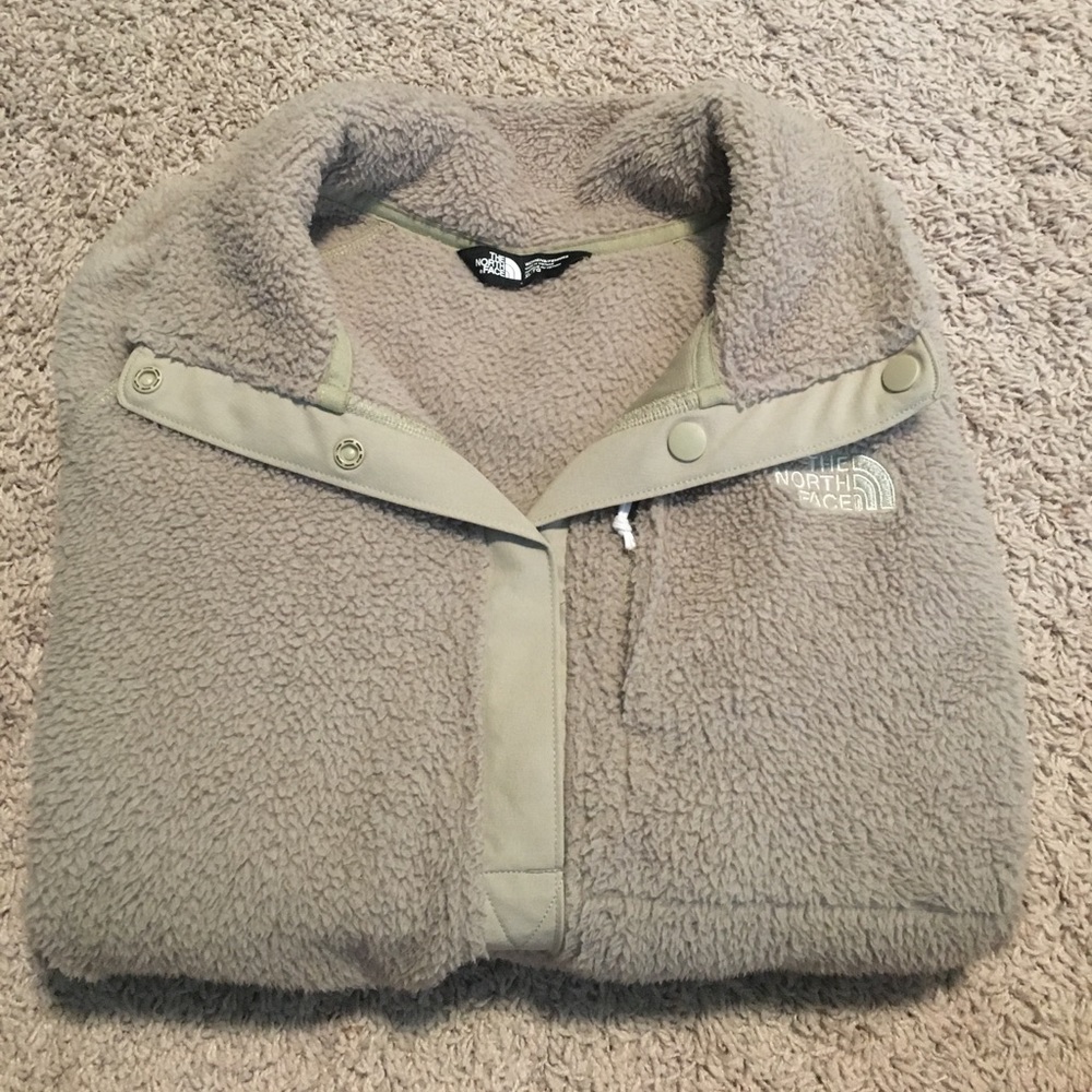 Tan North Face Pullover
