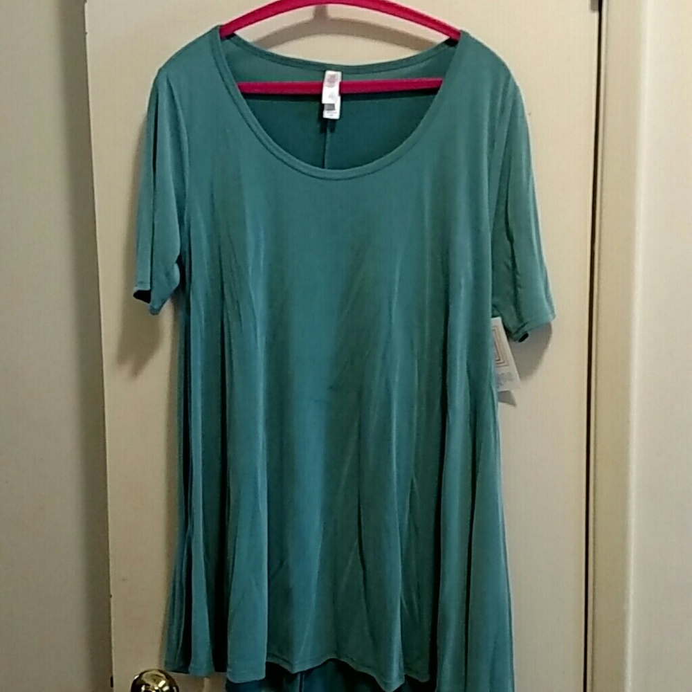 LuLaRoe Perfect Tee NWT