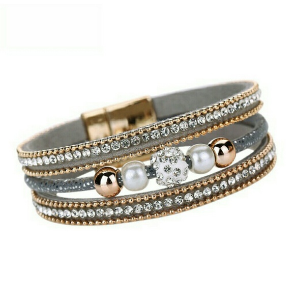Jewelry - Gray Multilayer Beaded Leather Bracelet