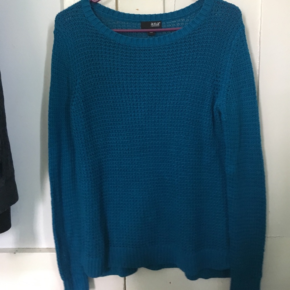 💰a.n.a sweater EUC💰