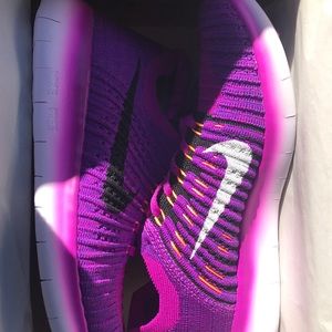 Free run flyknit