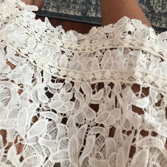 White Lace Dress with Nude Lining. Sz S - Picture 3 of 5