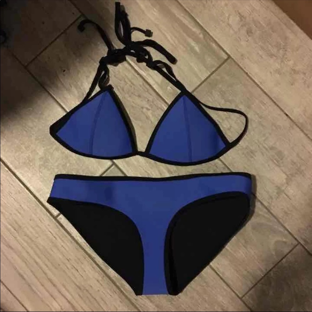 Triangl Bikini