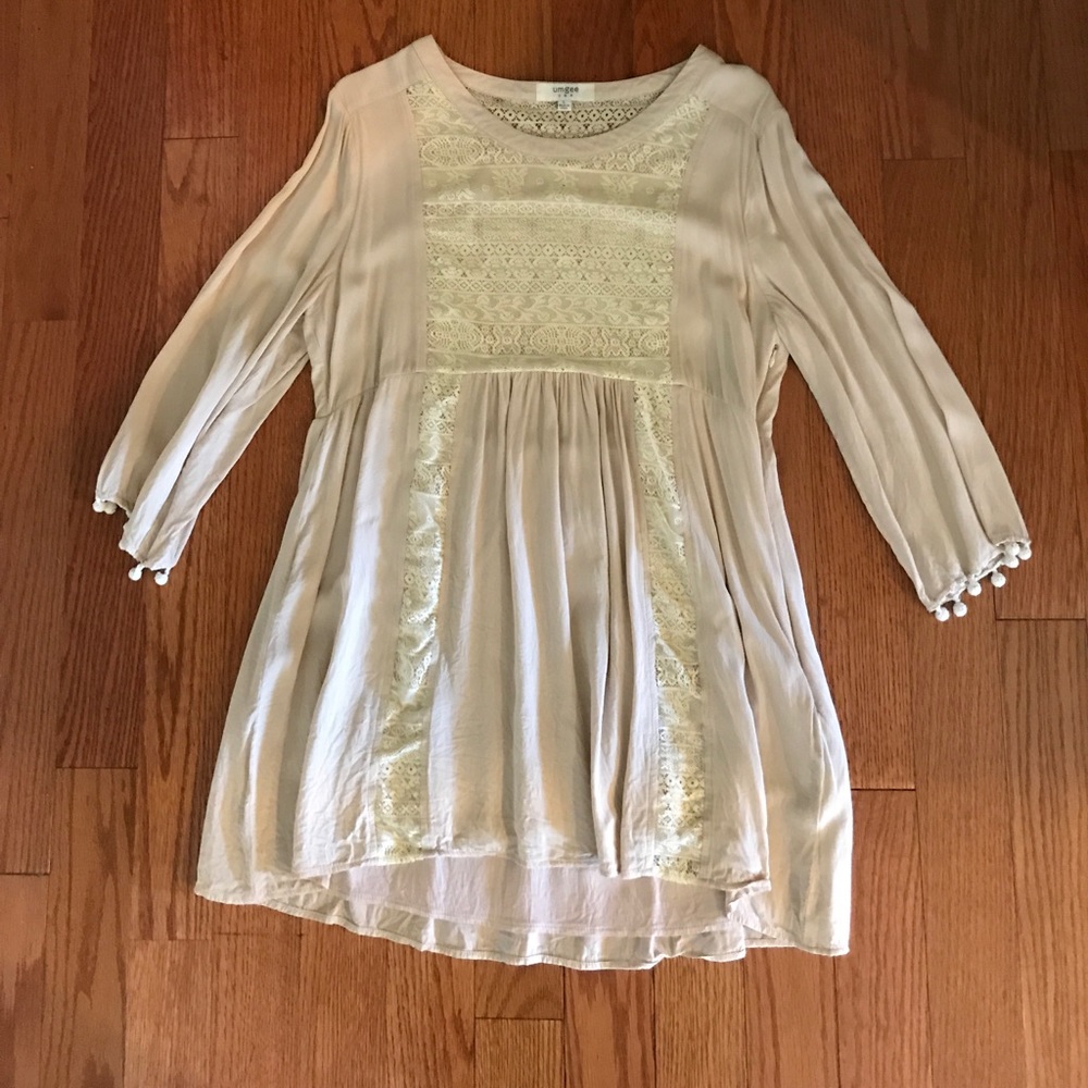 Umgee white Dress with tassels on sleeves