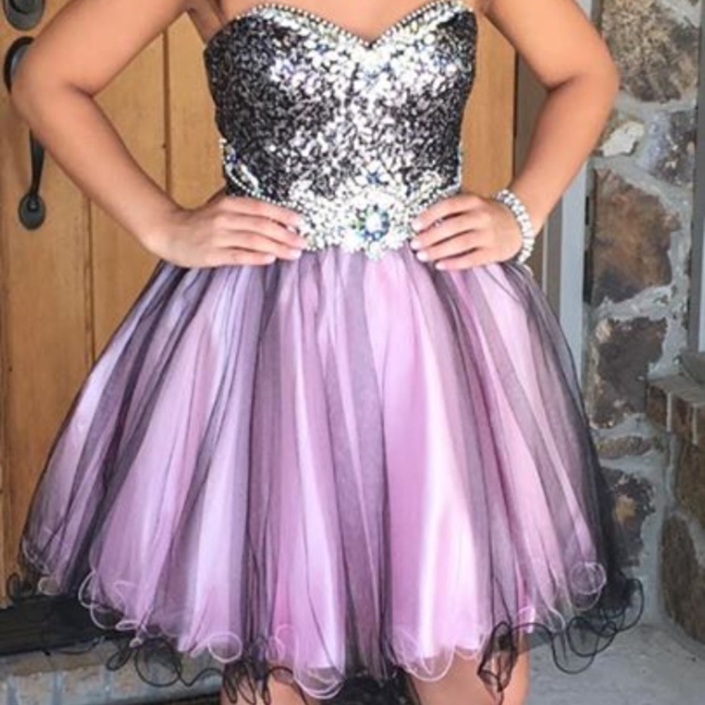 Short dress