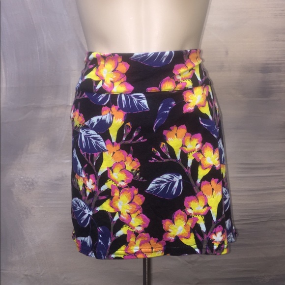 Black Hurley Tube Skirt with Floral Print - Picture 1 of 2