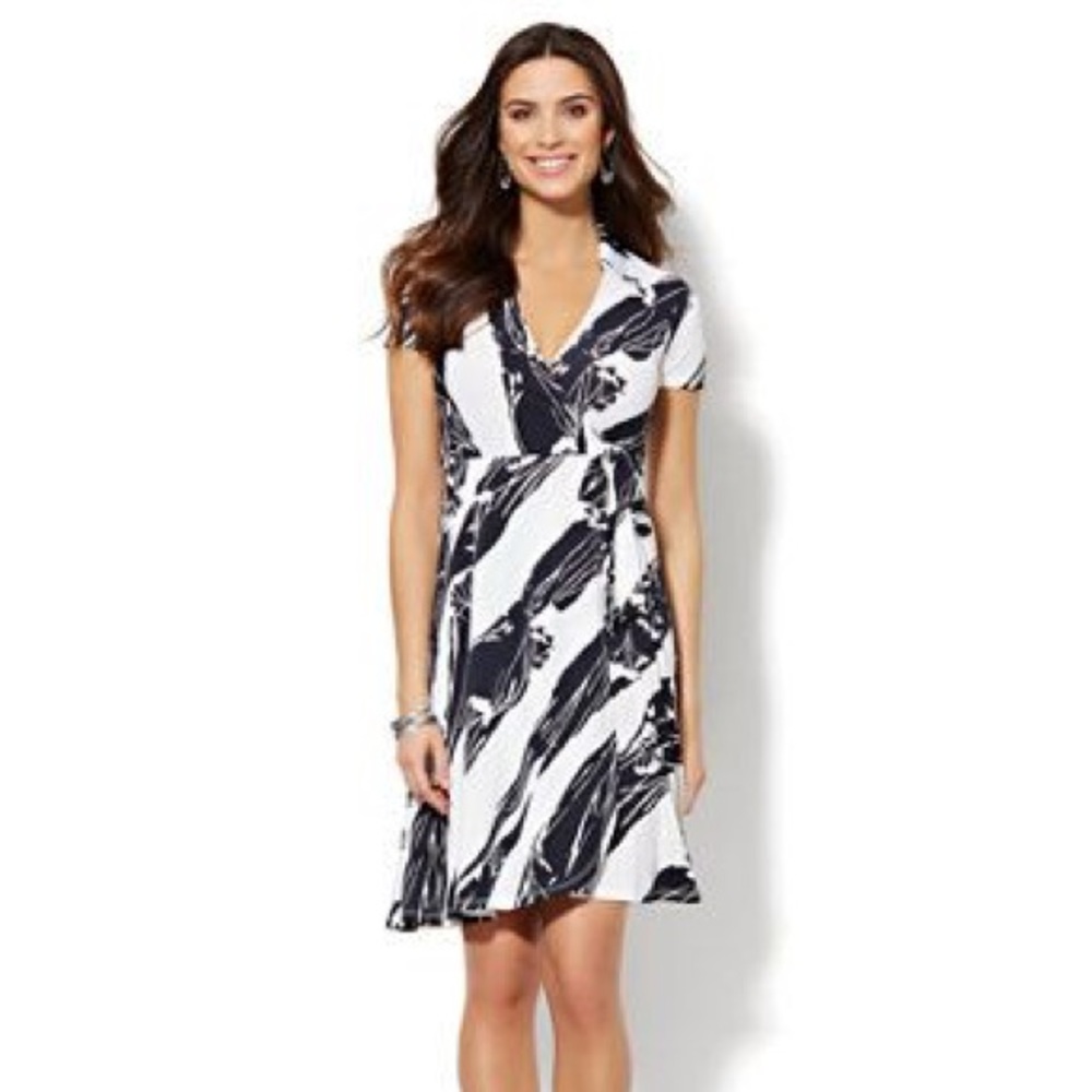 New York & Company Collared Faux Wrap Dress NWOT