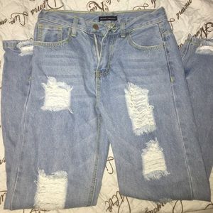 Brandy Melville Ripped Light-Wash Jean