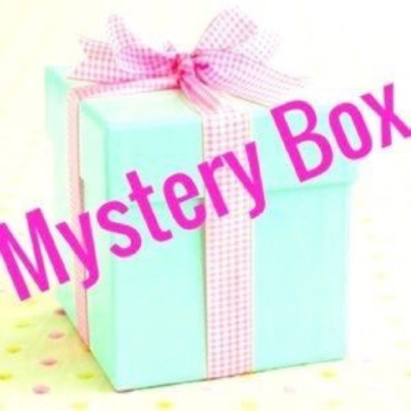 Mystery box (women) - Picture 2 of 4