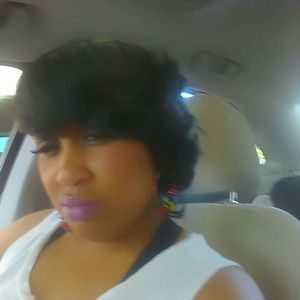 Meet your Posher, Kandie