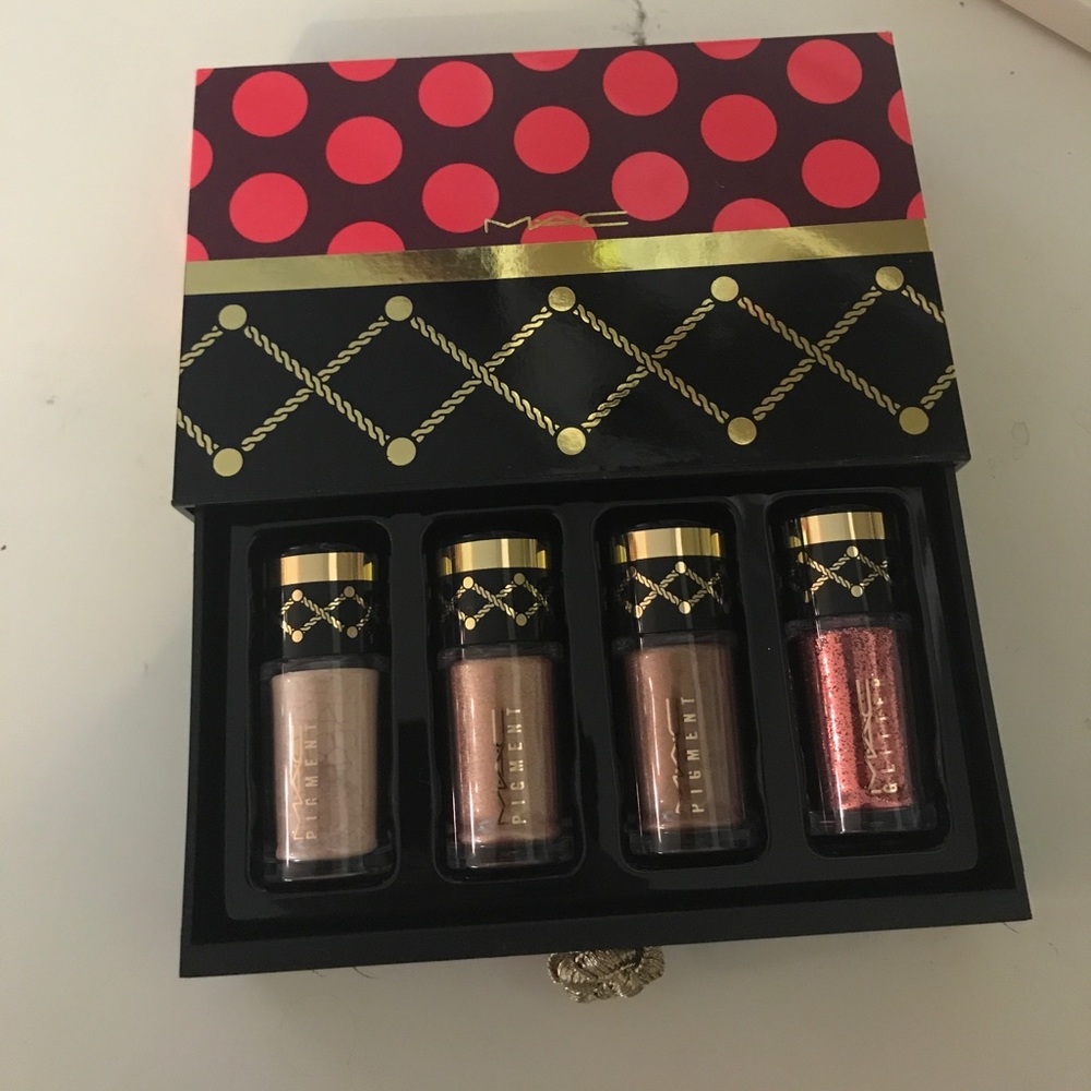 MAC Sweet Bronze Pigments & Glitter Kit