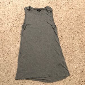 Worn once BR gray tank