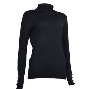 NWT Metallic Black Cable & Gauge Turtleneck