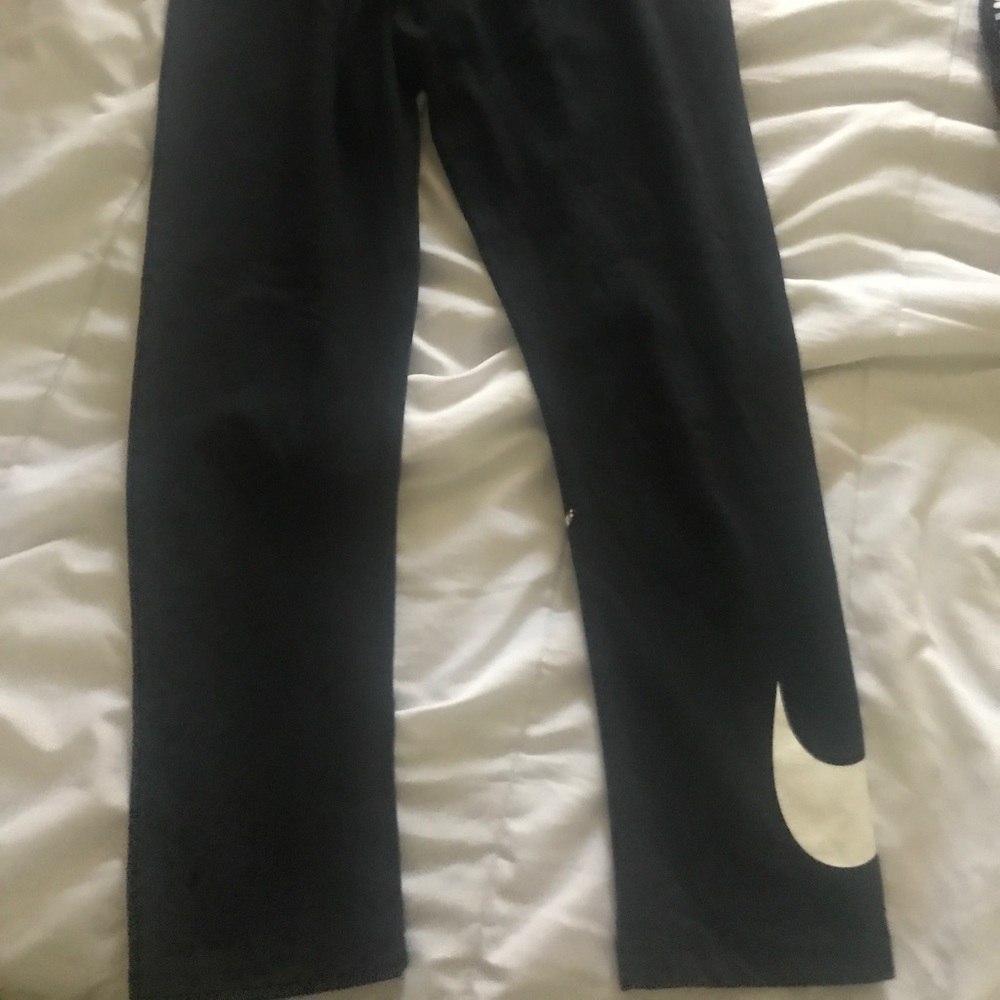 Nike cropped leggings