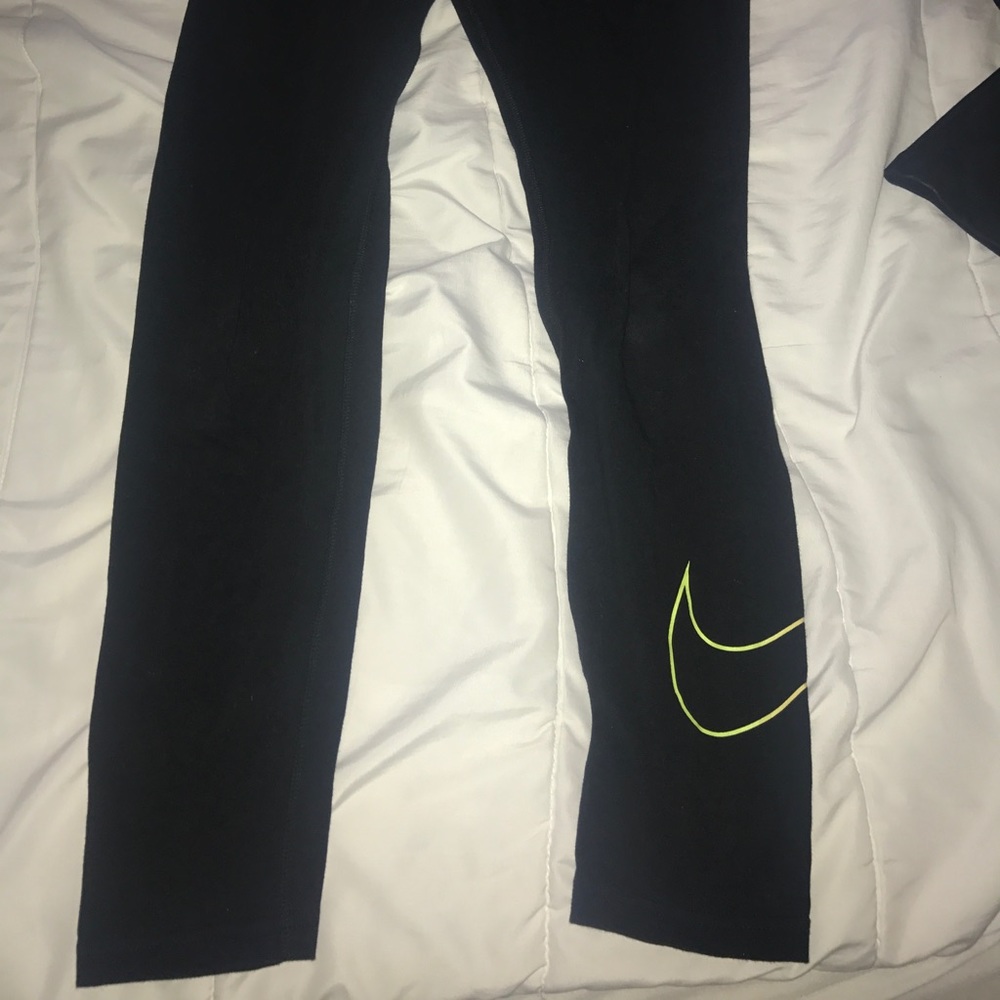 Nike swoosh leggings