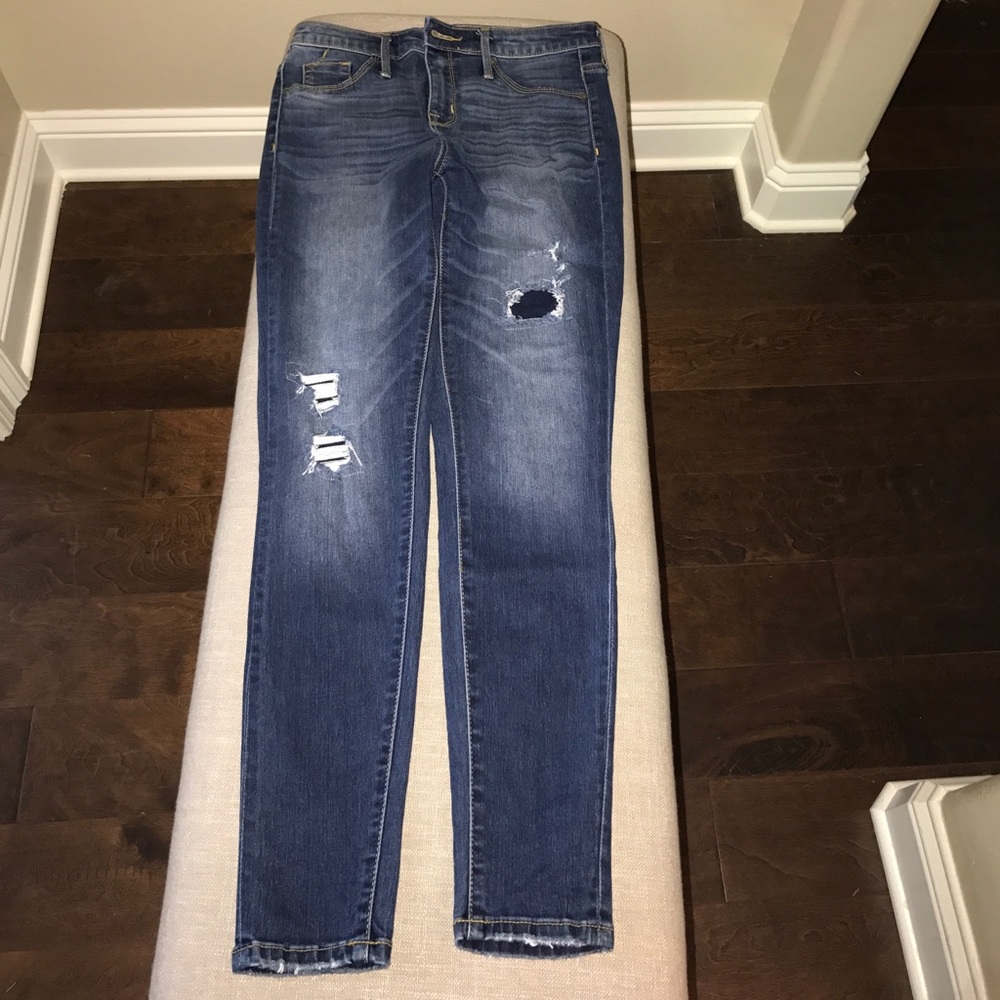 Mossimo Destressed High Rise Jegging Power Stretch