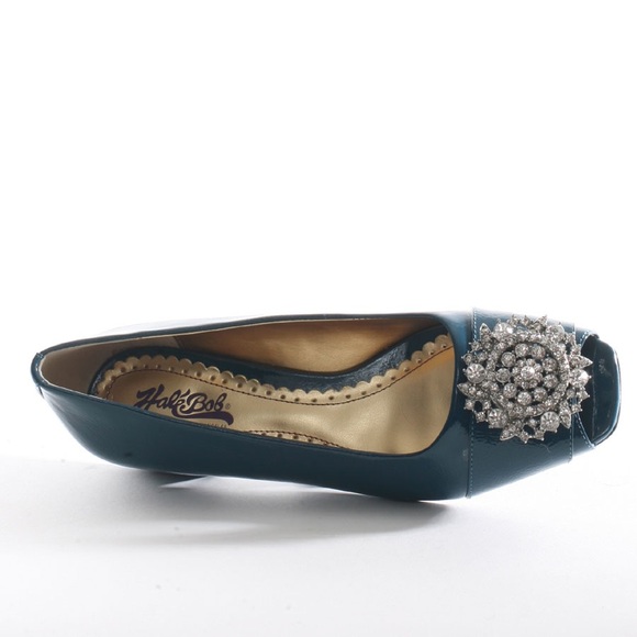 Date Night 🎉 Hale Bob Patent Flat - Picture 2 of 5