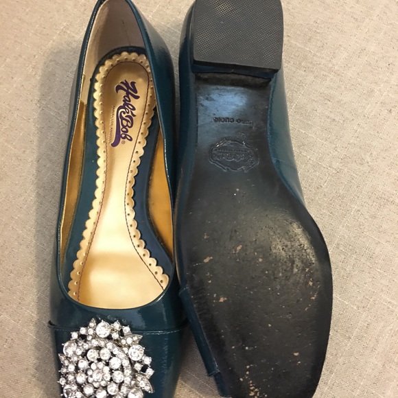 Date Night 🎉 Hale Bob Patent Flat - Picture 5 of 5